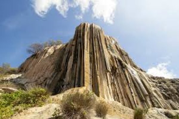 Visíta Hierve el agua oaxaca mitla con tours mayahuel.2