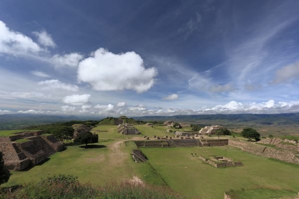 Visita Monte Alban con Tours Mayahuel.5
